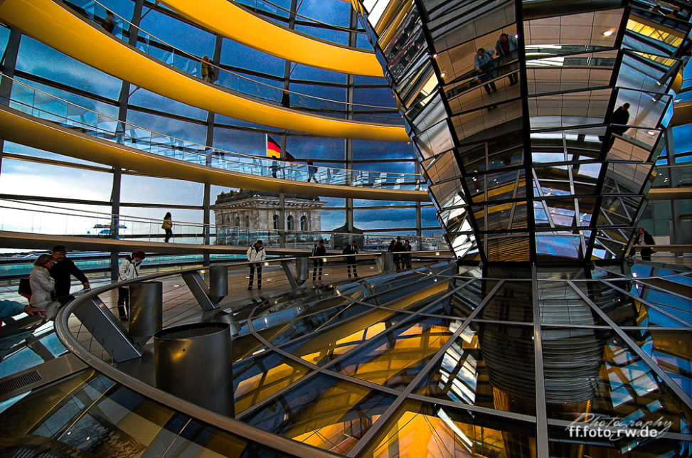 Berlin: Kuppel des Reichstagsgebäudes